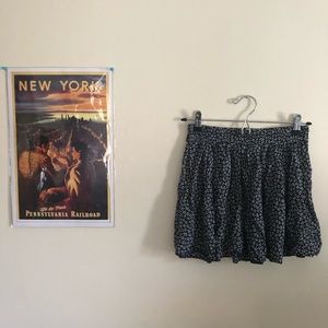 Brandy Melville floral print mini summer skirt